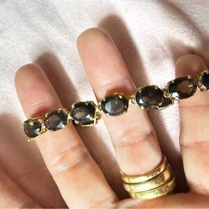 Elegant 10 kt gold  and smoky quartz bracelet